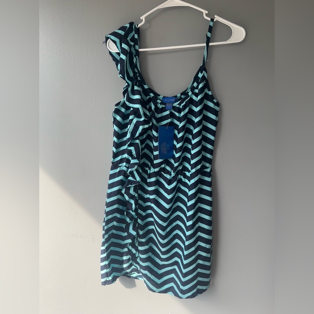 Envy me Chevron Patterned Dress in Black and Teal